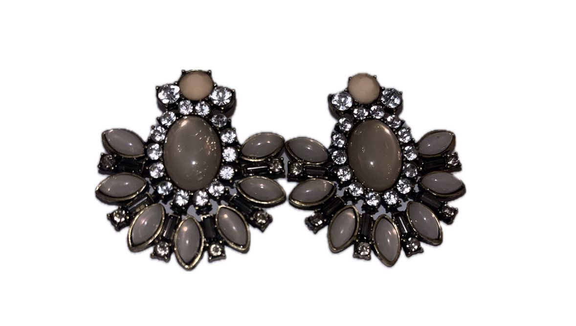 Pebble coloured cluster stone earrings with rhinestones